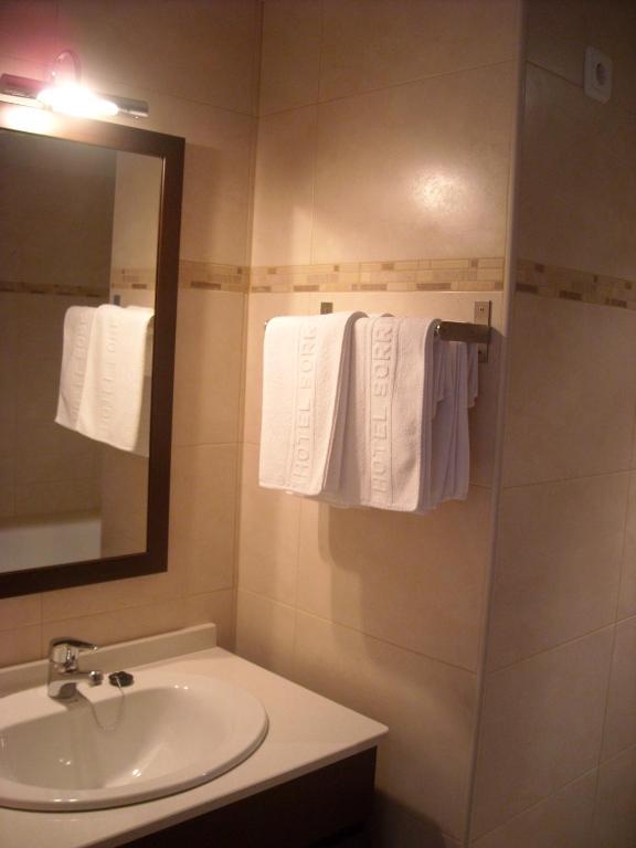 Apartments Sorrabona بينيذا ذي مار الغرفة الصورة